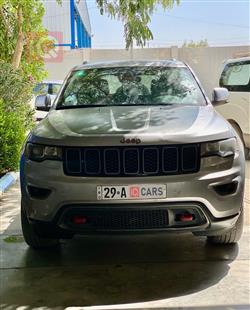 جیپ گراند شیرۆکی